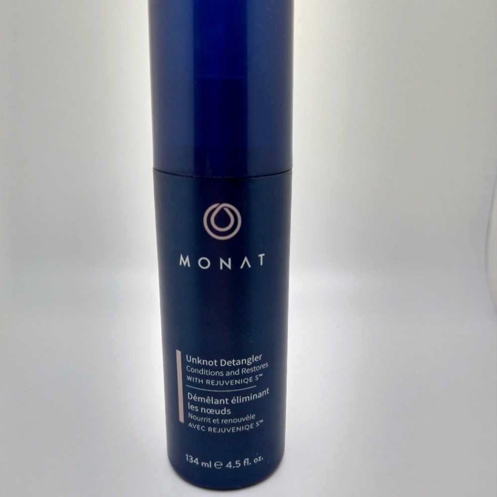 MONAT Unknot detangler